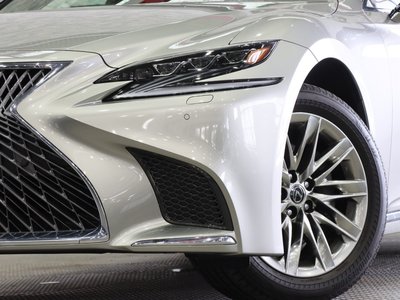 2018 Lexus LS — миниатюра 16