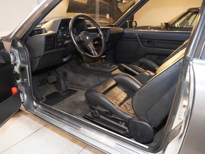 BMW 6 SERIES - 9