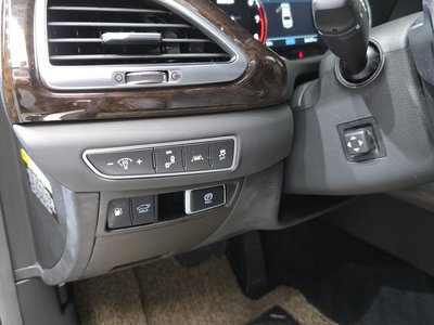 صورة مصغرة 14 لـ 2019 Genesis G90