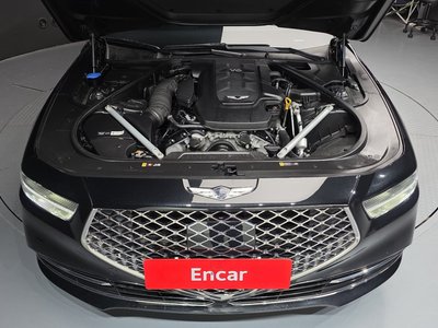 2019 Genesis G90 photo 7