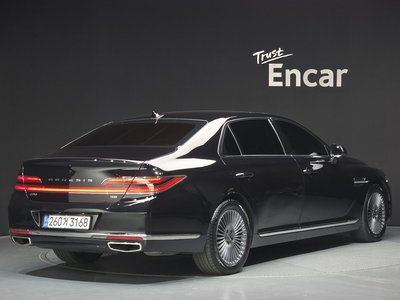 2019 Genesis G90 photo 3