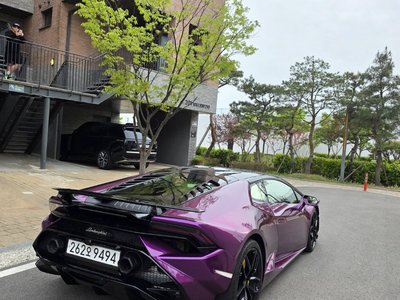LAMBORGHINI HURACAN - 4