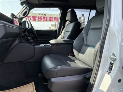 TOYOTA LAND CRUISER 250 - 6