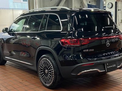 MERCEDES-BENZ EQB - 10