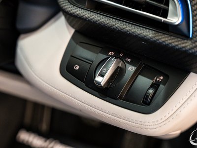 صورة مصغرة 90 لـ 2020 BMW I8