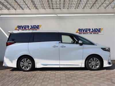 TOYOTA ALPHARD - 2