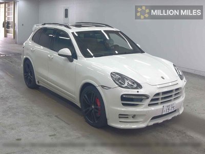 PORSCHE CAYENNE - 1