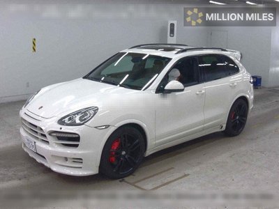 PORSCHE CAYENNE - 4