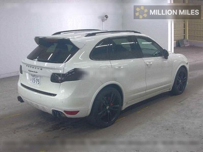 PORSCHE CAYENNE - 5