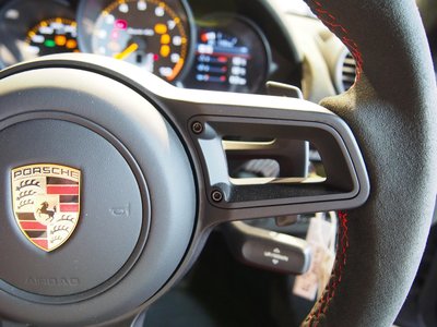 صورة مصغرة 38 لـ 2025 Porsche 718 SPYDER