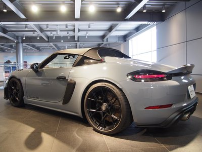 صورة 4 لـ 2025 Porsche 718 SPYDER