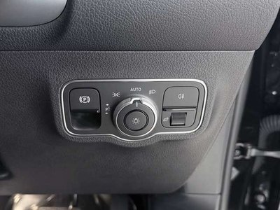 صورة مصغرة 25 لـ 2025 Mercedes-BENZ GLB