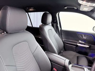 2025 Mercedes-BENZ GLB photo 3