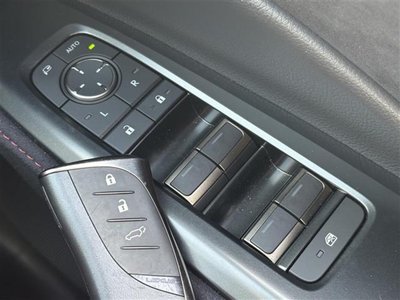 صورة مصغرة 21 لـ 2025 Lexus LBX