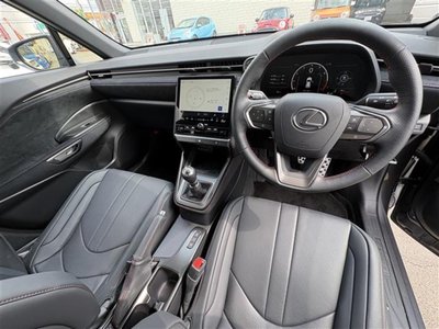 صورة مصغرة 23 لـ 2025 Lexus LBX