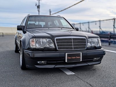 1994 Mercedes-BENZ E-CLASS AMG photo 2