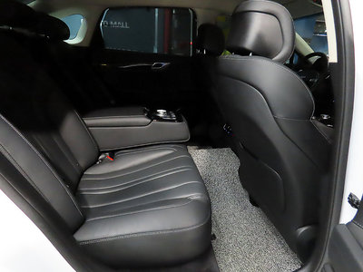 GENESIS G80 (RG3) - 9