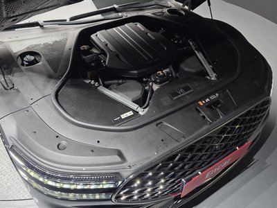 صورة 7 لـ 2022 Genesis G90 (RS4)