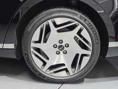 صورة 8 لـ 2022 Genesis G90 (RS4)