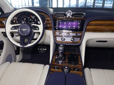 2021 Bentley BENTAYGA thumbnail 12