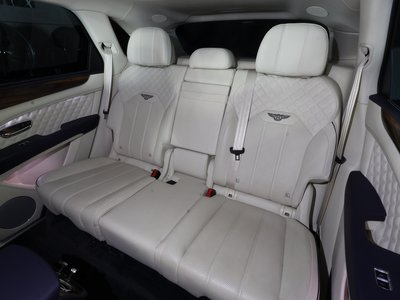 2021 Bentley BENTAYGA thumbnail 15