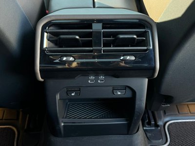 2024 BMW 5 SERIES 缩略图 19