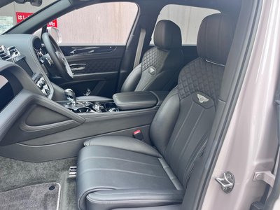2021 Bentley BENTAYGA 照片 9