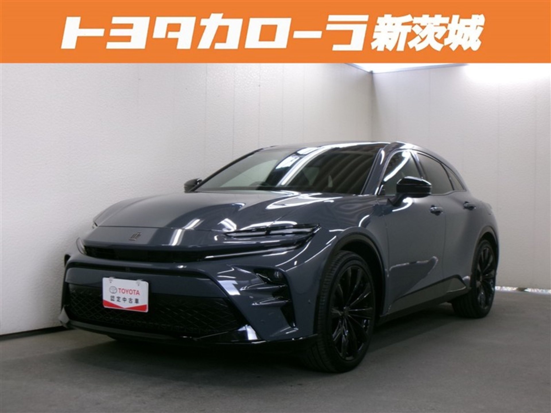 TOYOTA CROWN SPORT - View 1