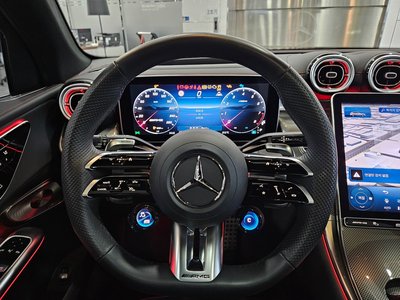 MERCEDES-BENZ GLC - 8