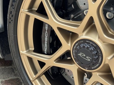 PORSCHE 718 CAYMAN GT4 RS - 9