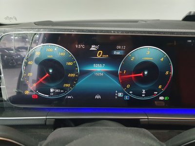 MERCEDES-BENZ GLE - 8