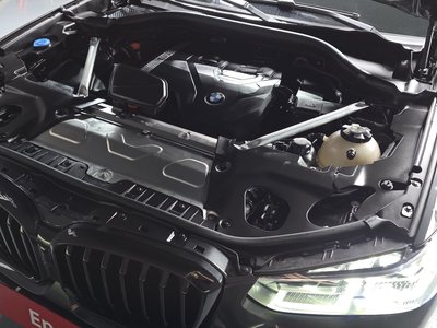 صورة 7 لـ 2024 BMW X3