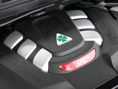 صورة 11 لـ 2019 ALFA Romeo STELVIO