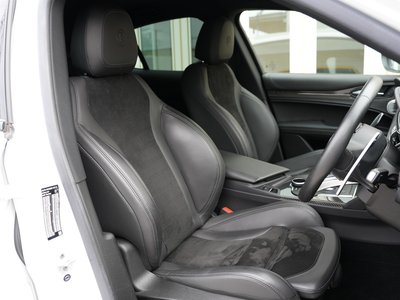 صورة 13 لـ 2019 ALFA Romeo STELVIO