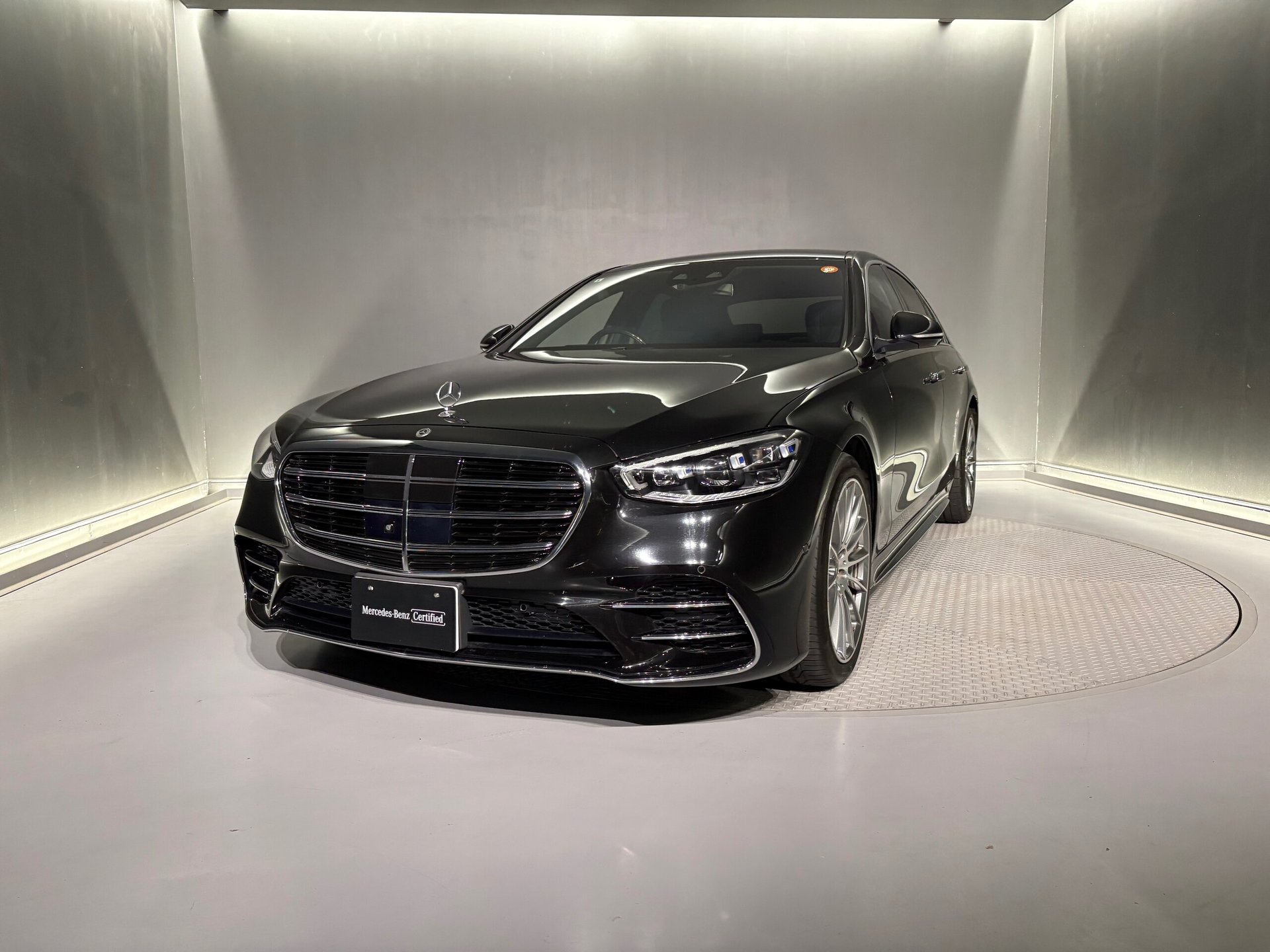 MERCEDES-BENZ S-CLASS - View 1