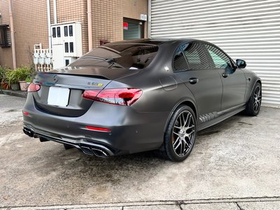 MERCEDES-BENZ E-CLASS AMG - 10