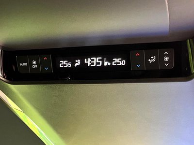 2025 Toyota ALPHARD 缩略图 46