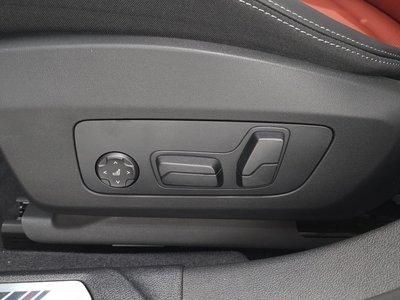 صورة مصغرة 33 لـ 2025 BMW 1 SERIES