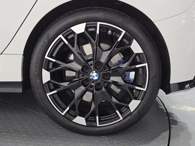 2025 BMW 1 SERIES 照片 8