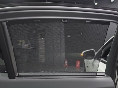 2025 BMW 5 SERIES — миниатюра 36