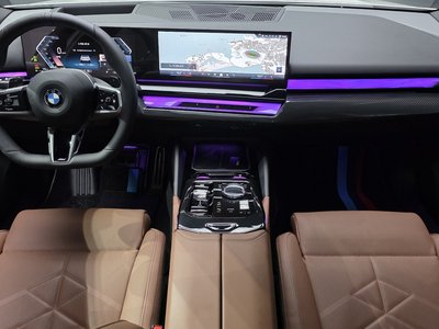 2025 BMW 5 SERIES 照片 5