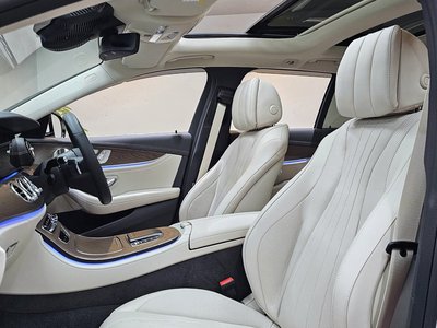 MERCEDES-BENZ E-CLASS - 3