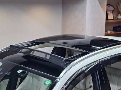 MERCEDES-BENZ E-CLASS - 9