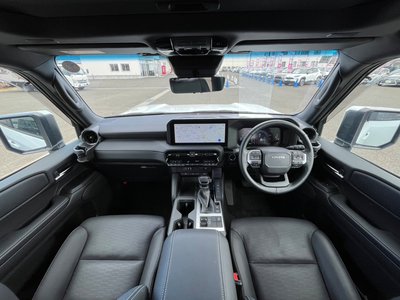 TOYOTA LAND CRUISER 250 - 9