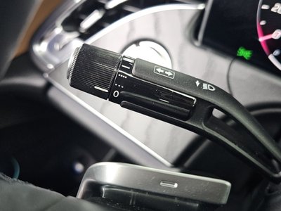 صورة مصغرة 32 لـ 2025 Mercedes-BENZ E-CLASS