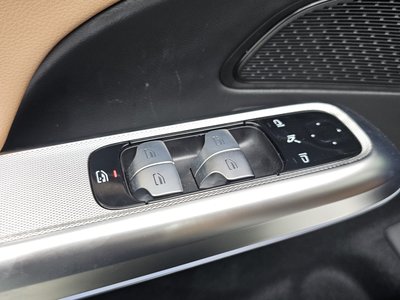صورة مصغرة 33 لـ 2025 Mercedes-BENZ E-CLASS