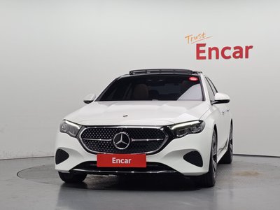 صورة 2 لـ 2025 Mercedes-BENZ E-CLASS