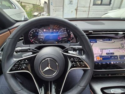 MERCEDES-BENZ E-CLASS - 5
