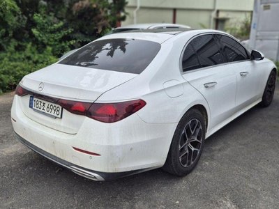 MERCEDES-BENZ E-CLASS - 6