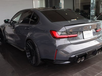 BMW M3 SEDAN - 3